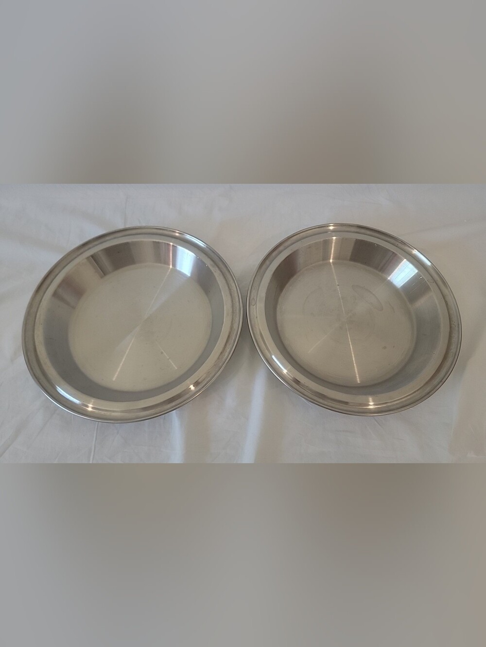 Stainless Steel 9" X 1 /2" Pie Pans - Set of 2
